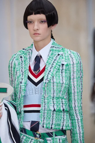 Look 84
